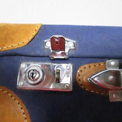 Lot 202 - Jewelry Box Display Box & Home Decor items