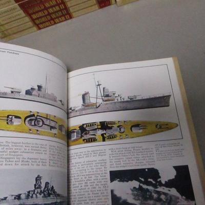 Lot 213 - Illustrated World War II Encyclopedia