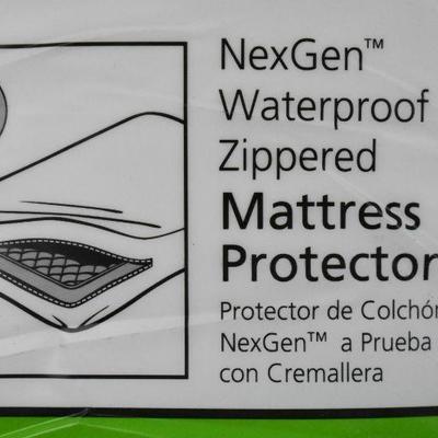 Queen Size Mattress Protector, Waterproof, Zippered, 12