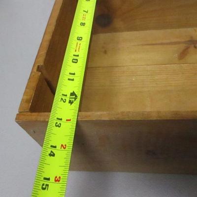 Lot 220 - Chateau Cofran Wine Box