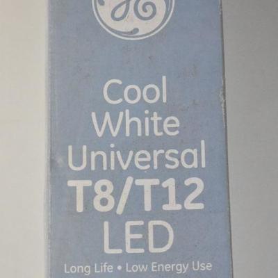 Pair of GE Cool White Universal T8/T12 LED Light Bulbs, 48