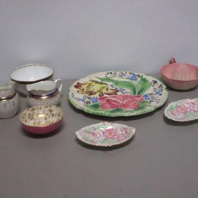Lot 229 - Chinaware Home Decor Items