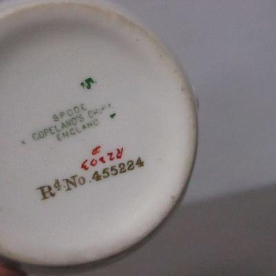 Lot 229 - Chinaware Home Decor Items