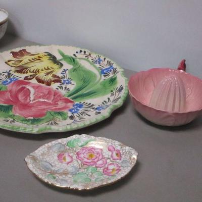 Lot 229 - Chinaware Home Decor Items