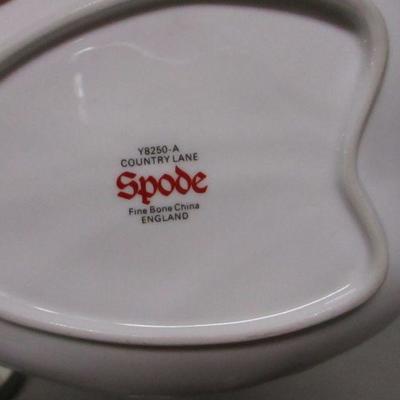 Lot 231 - Wedgwood - Fine Bone China