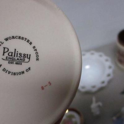 Lot 232 - Home Decor Worcester Spode Limoges