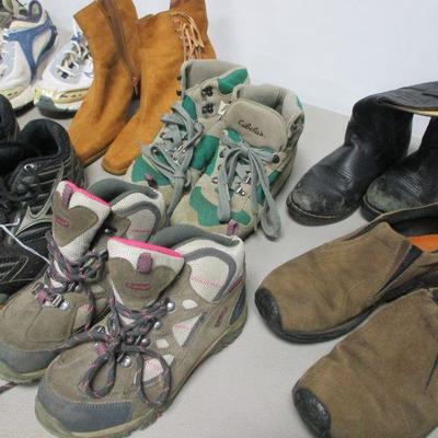 Lot 233 - Various Sizes & Styles Of Shoes