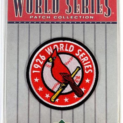 2002 UPPER DECK World Series Patch Collection: 1926 St. Louis Cardinals/New York Yankees Patch & Card