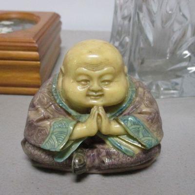 Lot 238 - Home Decor - Buddha - Fans - Canon  