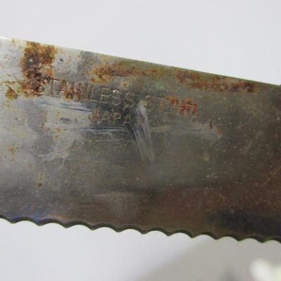 Lot 241  - Kitchenware - Hambroco Bakelite Knives