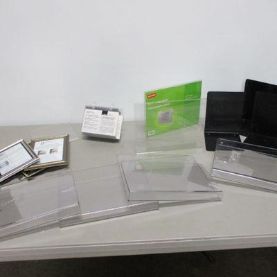 Lot 257 - Wall Hanging Stand Up Sign Displays - Book Ends