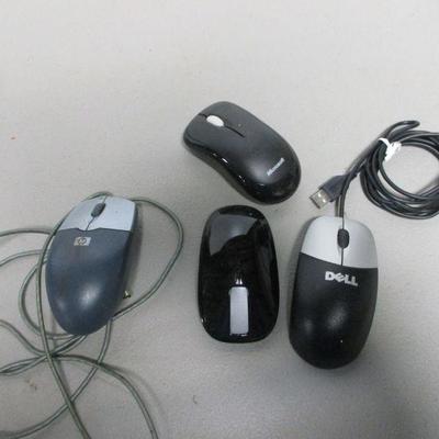 Lot 259 - Keyboards & Mouses