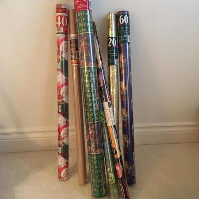 Lot 33 - Wrapping Paper & Greeting Cardâ€™s 