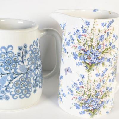 Lot G-5: Pair of Pitchers