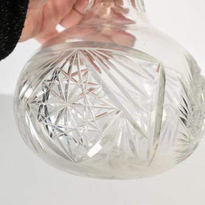 Lot G-9: Vintage Cut Glass Vase
