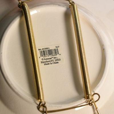 Lot G-10: Inspirational Plates