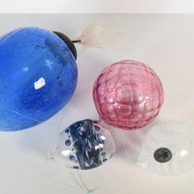 Lot G-16: Glass Ornaments