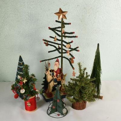 Lot G-18: Lot of Christmas Tree Decor