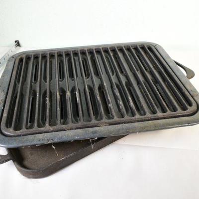 Lot G-19: Cast Iron Griddles