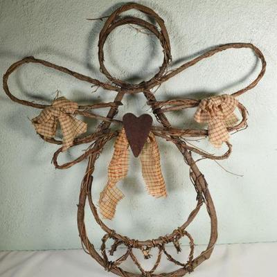 Lot G-26: Grapeleaf Angel