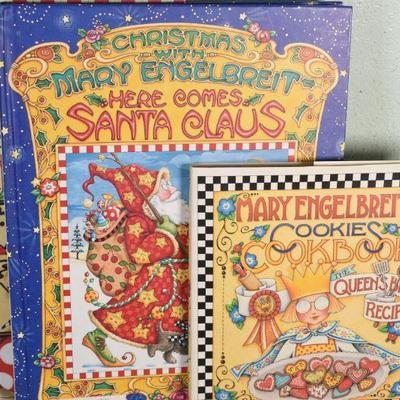 Lot G-50: Mary Engelbreitâ€™s Cookbooks