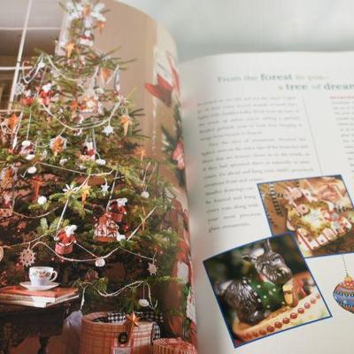 Lot G-50: Mary Engelbreitâ€™s Cookbooks
