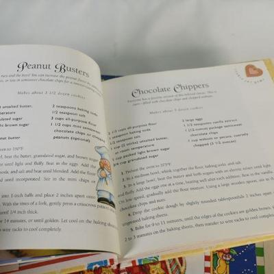 Lot G-50: Mary Engelbreitâ€™s Cookbooks