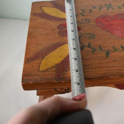 Lot G-44: Step Stool