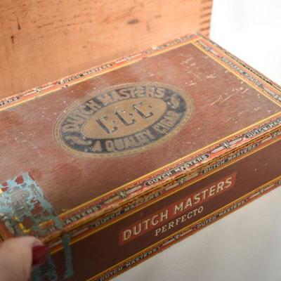 Lot G-42: Vintage Cigar boxes and More