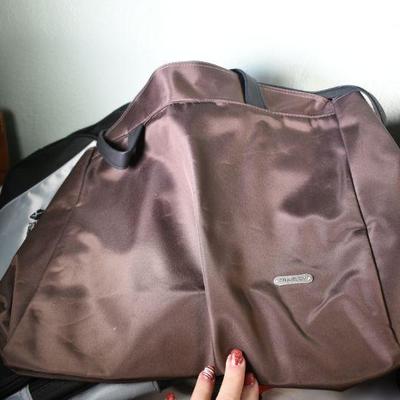 Lot G-39: Travel Bags