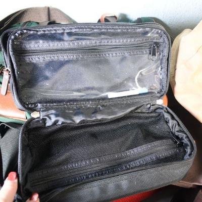 Lot G-39: Travel Bags