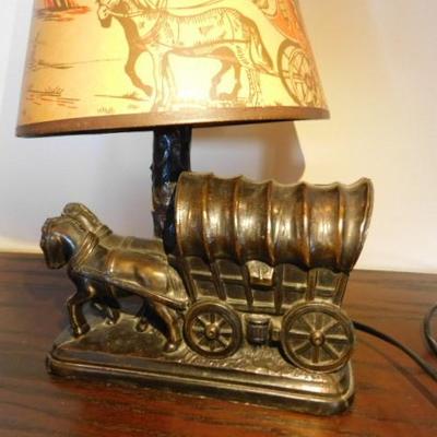 Vintage Double Horse Team Stagecoach Ceramic Desk Top Lamp and Shade 8