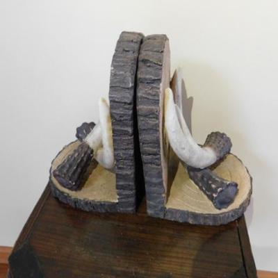Antler and Log Cut Out Desk Book Ends Resin 7