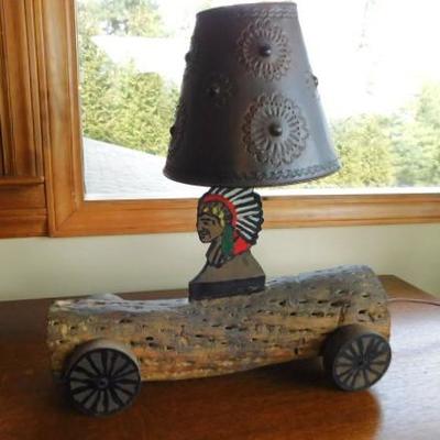 Log Ride Native American Bust Lamp with DEcorative Tin Punch Out Shade 16