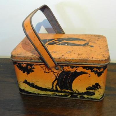Vintage Tin Toy Box with Flip Lid and Handle Adventure Themes 6