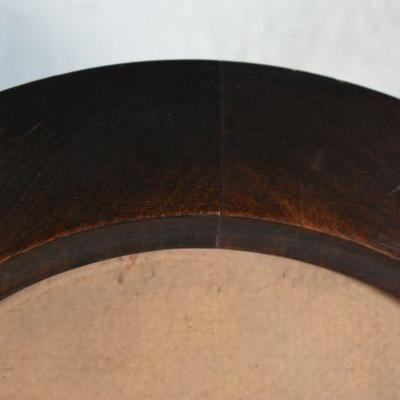 Lot G-79: Vintage Oval Frame