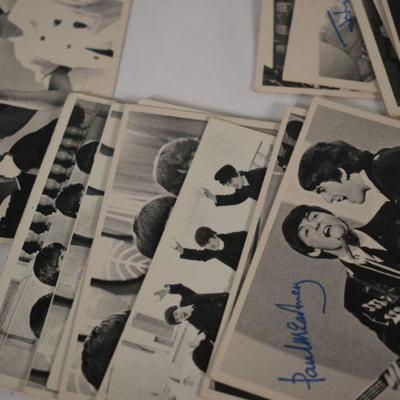 Lot G-88: Beatles Collectable Cards