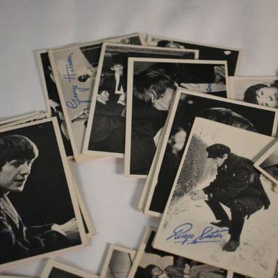 Lot G-88: Beatles Collectable Cards