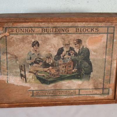 Lot G-90: Vintage Building Blocks