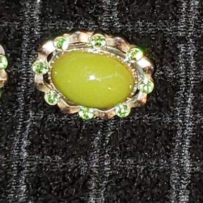Vintage Green Clip on Earrings 