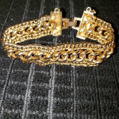 Vintage Gold Tone Bracelet 