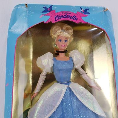 Vintage Disney Cinderella Barbie Doll - NEW - 1995