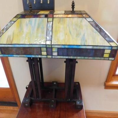 Vintage Arts and Crafts Double Post Tiffany Style Shade Table Lamp 25