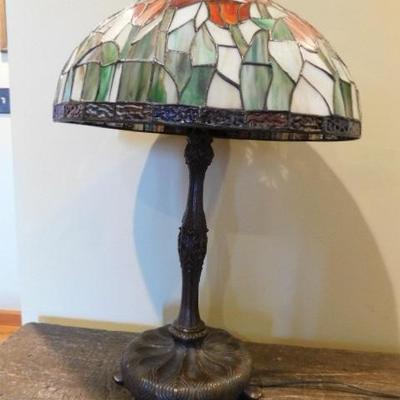 Floral Design Tiffany Style Shade and Metal Post Table Lamp 24