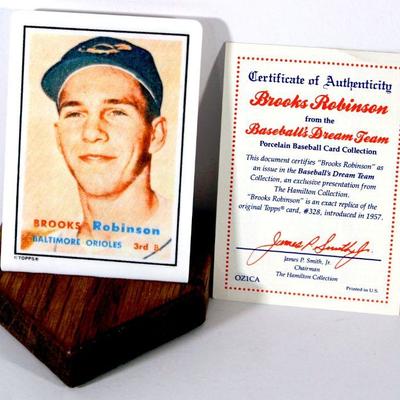 BROOKS ROBINSON Baseball Dream Team Collection Porcelain Baseball Card w/ Stand & COA