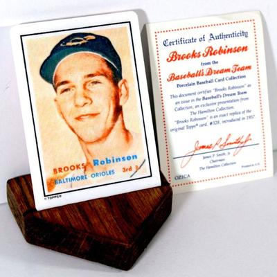 BROOKS ROBINSON Baseball Dream Team Collection Porcelain Baseball Card w/ Stand & COA