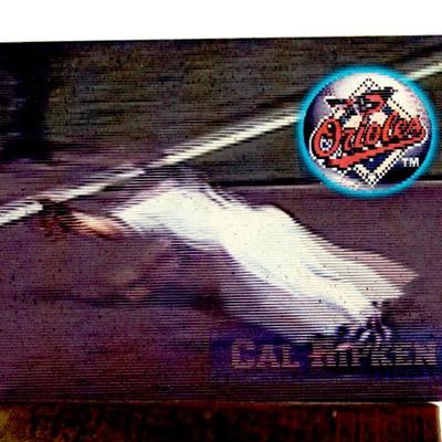 1997 TOPPS Screen Plays CAL RIPKEN JR. Moving Action Motion Baseball Card w/ Collectible TIN