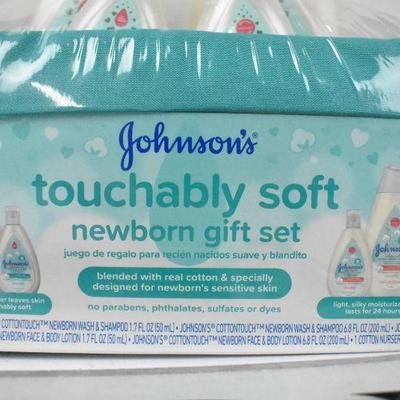 Johnson's Touchably Soft Newborn Baby Gift Set For New Parents - New