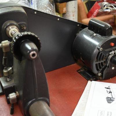 Lot B-1:Wood Lathe