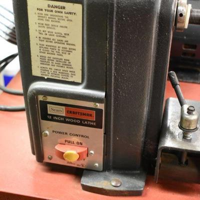 Lot B-1:Wood Lathe
